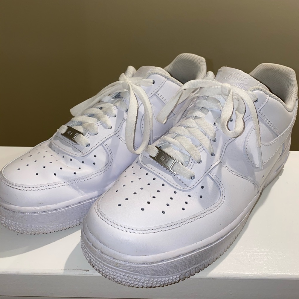 NIKE AIR FORCE 1’s
